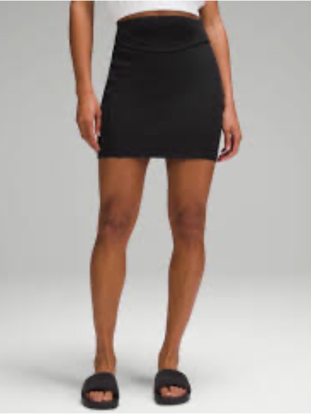 lululemon athletica Black Mini Scuba skirt.